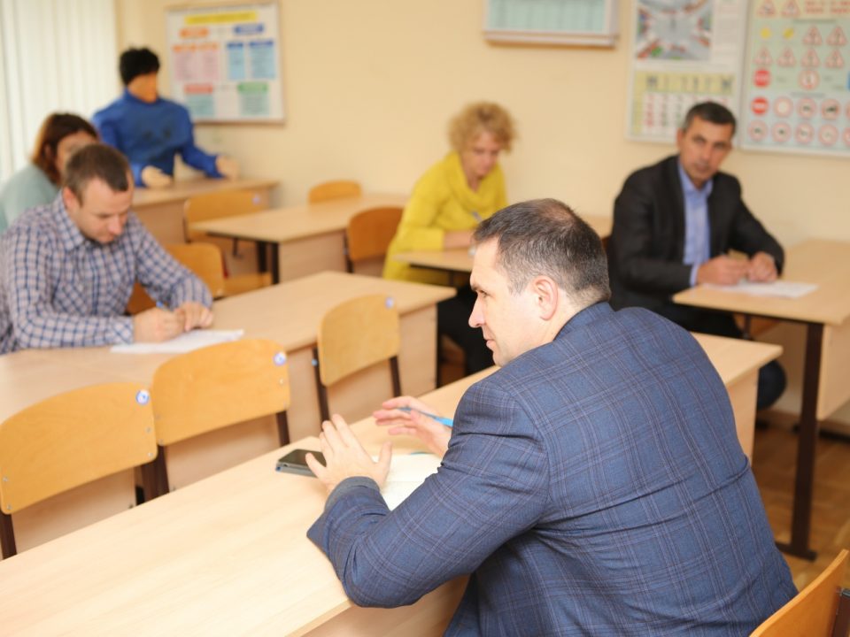 Ресурсный центр начал готовиться к зимним грантовым конкурсам