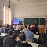 Подготовка к сезону: обучение лицеистов правилам безопасного использования СИМ