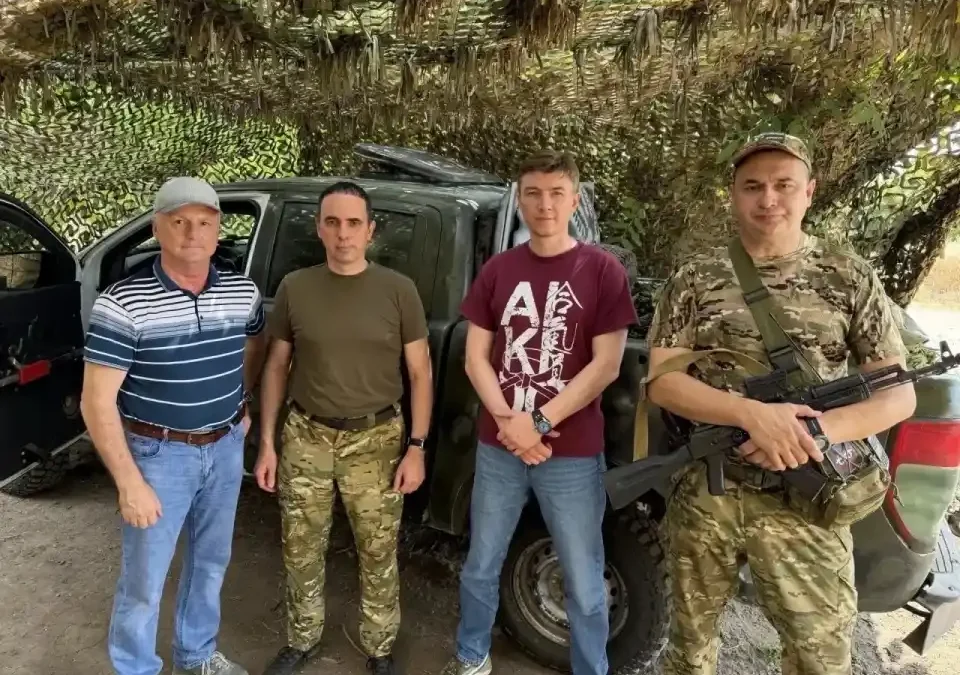 «Мы своих не бросаем»: доставка общественниками гуманитарной помощи